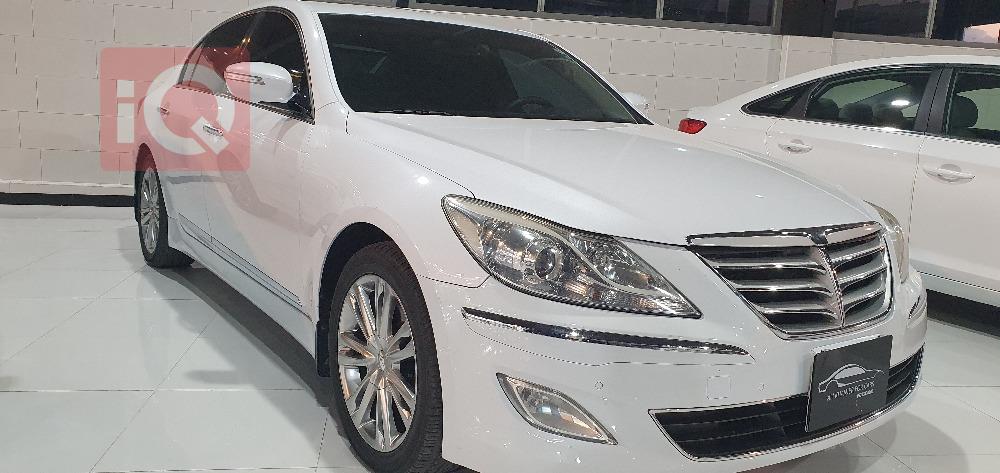 Hyundai Genesis